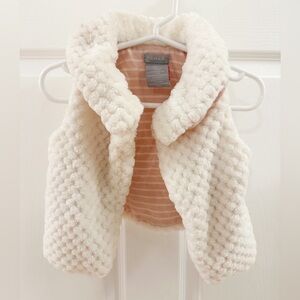 Tahari Baby Girl Plush Fuzzy Collared Vest White sz 6-9 Months